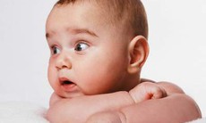 Viêm đường hô hấp trên hay gặp ở trẻ em khi đổi mùa